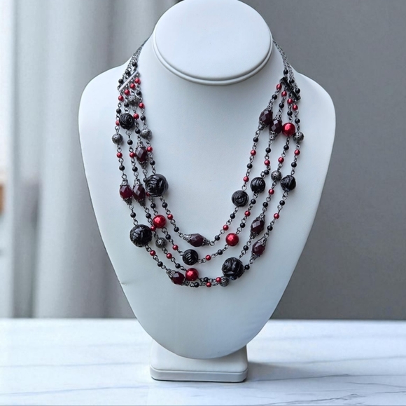 Avon 2006 Black Red Beaded Multi-Strand Rose Necklace - Picture 1 of 17